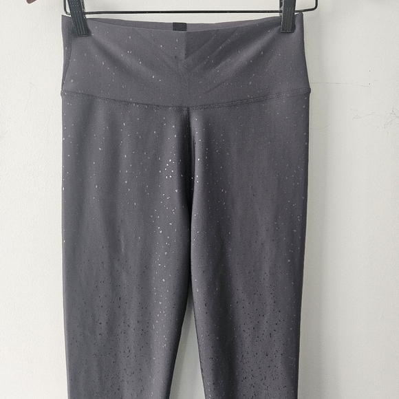 Peloton Show Up Sparkle Legging Size L - Picture 6 of 9